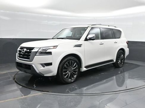 Used 2024 Nissan Armada Platinum w/ Captain's Chairs Package AWD/4WD image 8