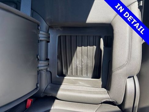 Used 2022 Chevrolet Silverado 1500 LTZ AWD/4WD image 45