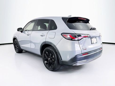 Used 2023 Honda HR-V Sport image 7