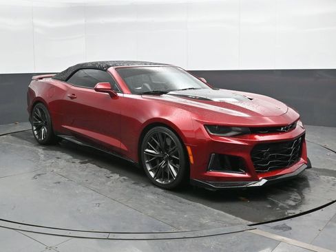 Used 2021 Chevrolet Camaro ZL1 RWD image 6