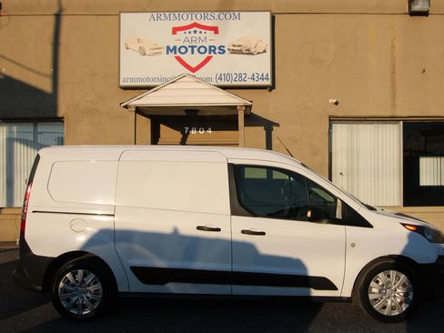 Used 2014 Ford Transit Connect XL image 4
