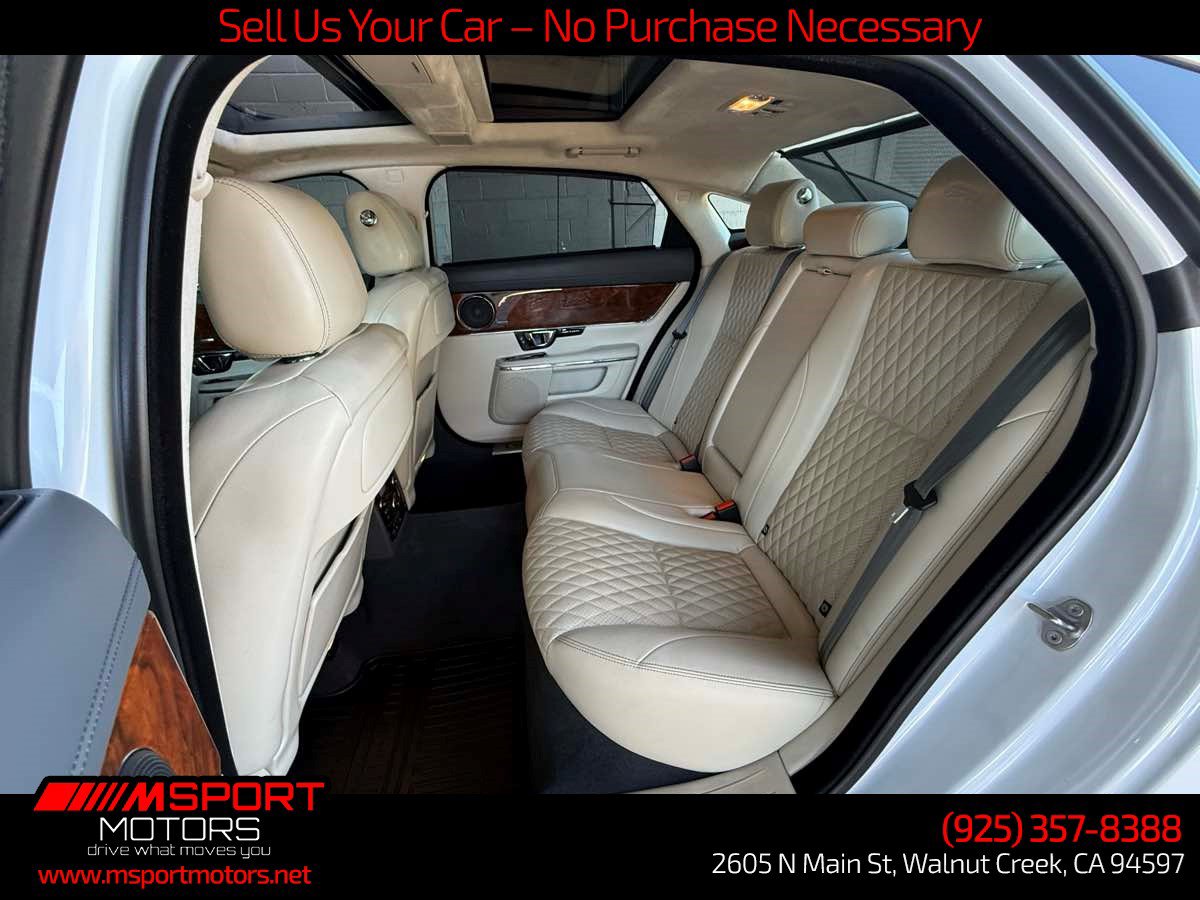Used 2019 Jaguar XJ L Portfolio RWD image 9