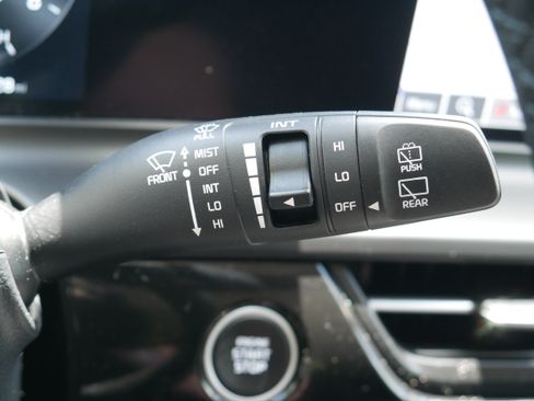 Certified 2025 Kia Seltos X-Line AWD/4WD image 28