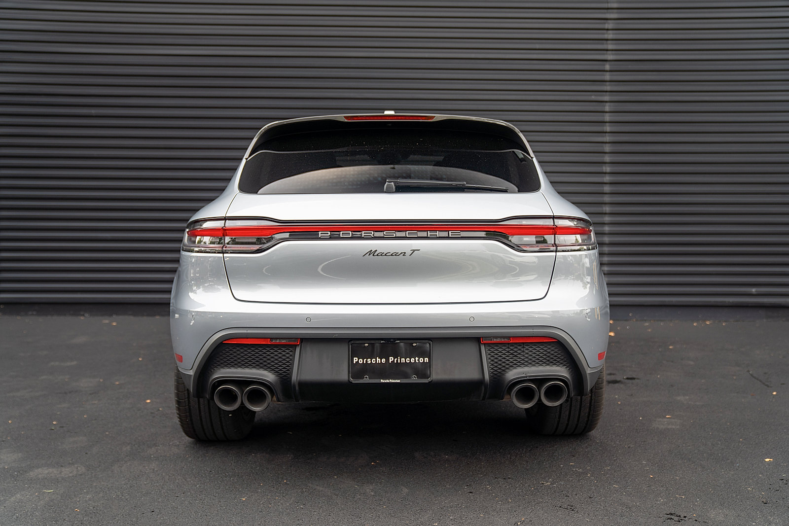 Certified 2026 Porsche Macan T AWD/4WD image 31