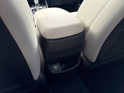 Used 2023 Hyundai Kona Limited image 25