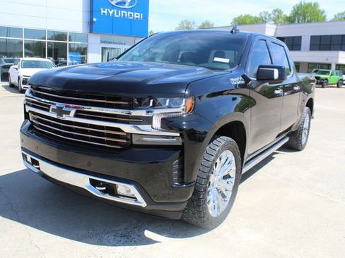 Used 2022 Chevrolet Silverado 1500 High Country w/ Safety Package II image 1