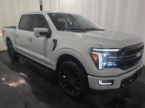 Used 2024 Ford F150 Lariat AWD/4WD image 3