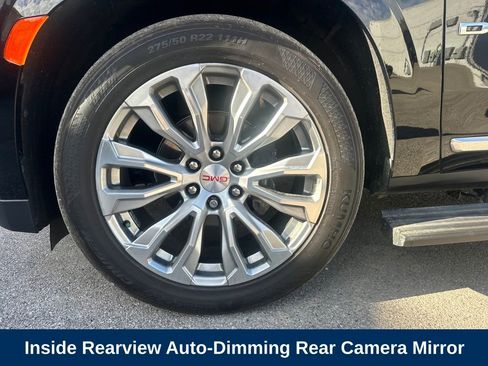 Used 2022 GMC Yukon Denali w/ Denali Premium Package image 29