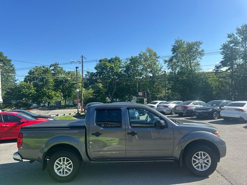 Used 2019 Nissan Frontier SV w/ Value Truck Package AWD/4WD image 7