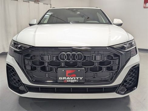Used 2024 Audi Q8 Premium Plus image 27