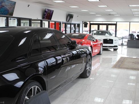 Used 2023 Lamborghini Urus S AWD/4WD image 39
