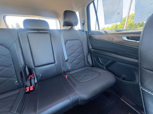 Used 2026 Volkswagen Atlas SE FWD image 41