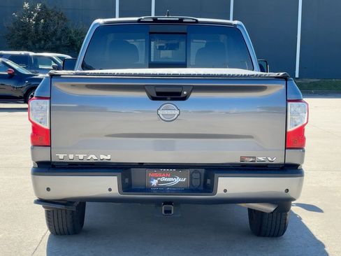 Used 2023 Nissan Titan SV w/ SV Convenience Package image 8