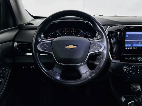 Used 2021 Chevrolet Traverse LT w/ LT Premium Package AWD/4WD image 18