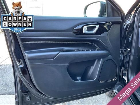 Certified 2023 Jeep Compass Latitude AWD/4WD image 22