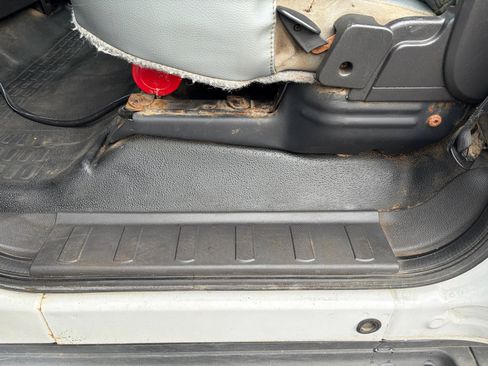 Used 2016 Ford F550 4x4 Crew Cab Super Duty image 33