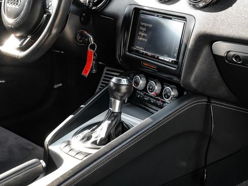 Used 2011 Audi TT 2.0T Prestige AWD/4WD image 17