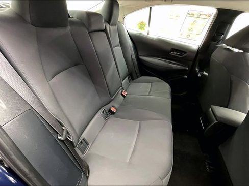 Used 2022 Toyota Corolla LE image 19