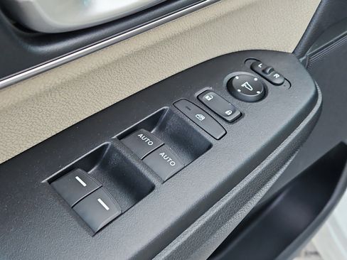 Certified 2019 Honda CR-V EX image 19