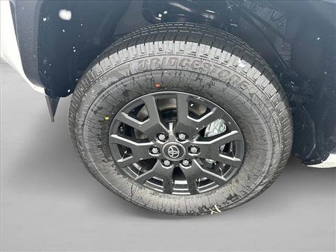 New 2026 Toyota 4Runner SR5 image 16