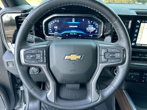 Certified 2024 Chevrolet Silverado 1500 High Country w/ Technology Package image 29