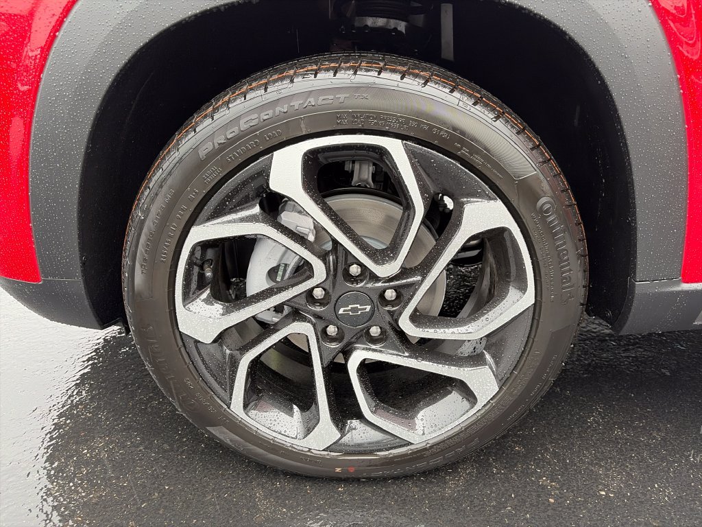New 2026 Chevrolet Trax RS w/ Driver Confidence Package FWD image 24