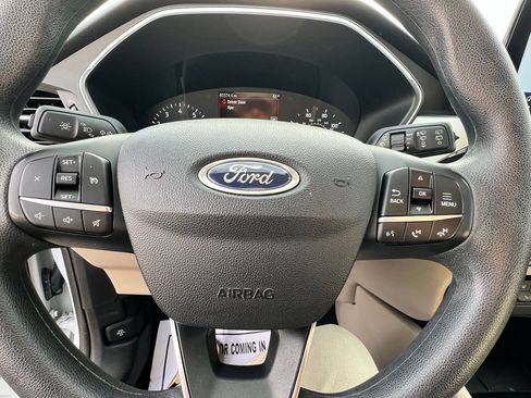 Used 2022 Ford Escape SE image 21