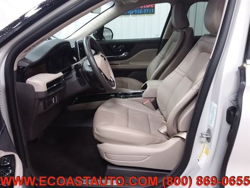 Used 2022 Lincoln Corsair Reserve w/ Equipment Group 201A image 8