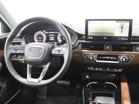 Used 2023 Audi A4 2.0T allroad Premium Plus w/ Premium Plus Package AWD/4WD image 22