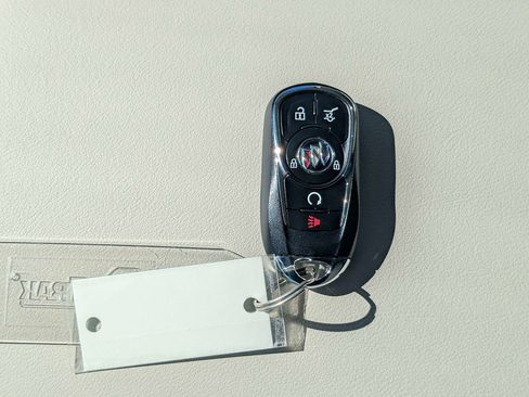 Used 2023 Buick Enclave Essence FWD image 32