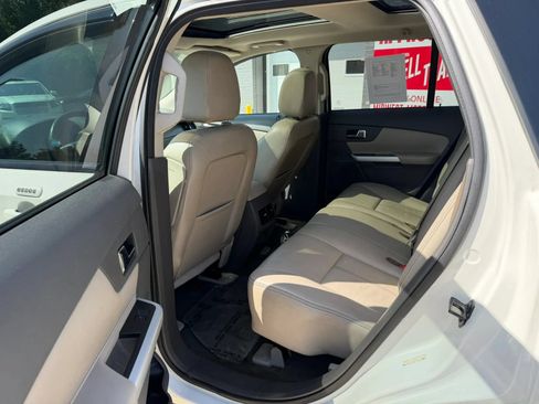 Used 2013 Ford Edge SEL FWD image 13