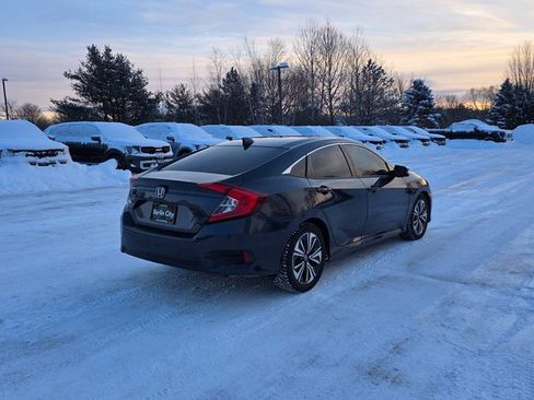 Used 2018 Honda Civic EX-T image 8