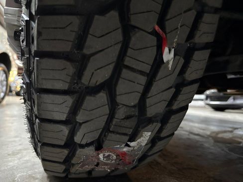 Used 2024 Chevrolet Silverado 3500 W/T image 41