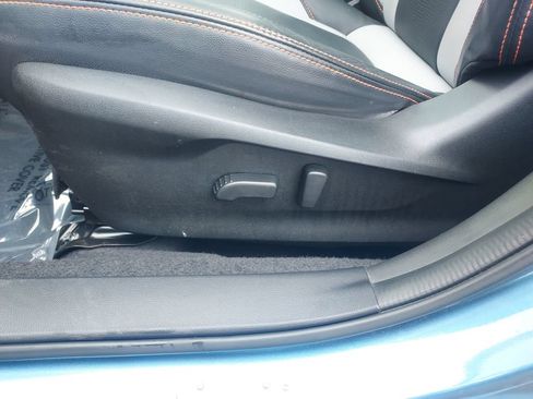 Used 2019 Subaru Crosstrek 2.0i Limited w/ Moonroof Package w/Navigation AWD/4WD image 28