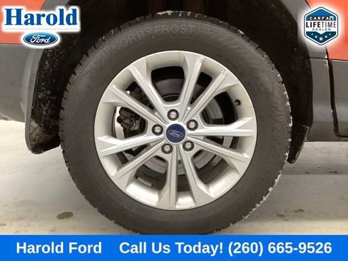 Used 2019 Ford Escape SE image 8