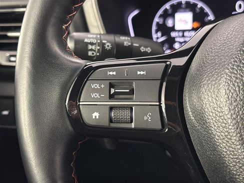 Used 2024 Honda Pilot TrailSport image 18
