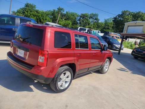 Used 2014 Jeep Patriot Sport w/ Southwest Package image 4