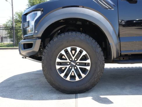 Used 2020 Ford F150 Raptor w/ Equipment Group 802A Luxury AWD/4WD image 19