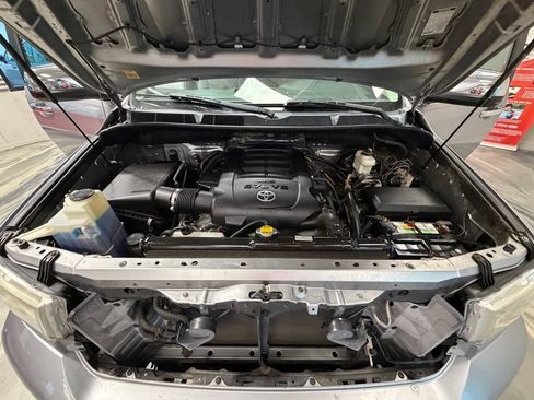 Used 2012 Toyota Tundra Limited w/ Memory Pkg AWD/4WD image 65