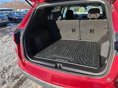 Used 2019 Chevrolet Equinox LT image 25