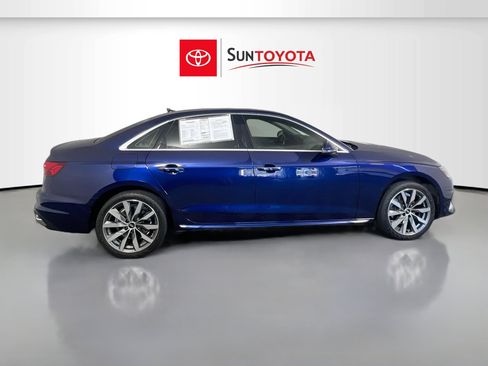 Used 2022 Audi A4 2.0T Premium w/ 18" Wheel Package image 2