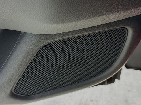 Used 2025 Honda Pilot EX-L image 15