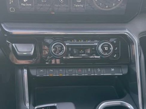 Used 2024 GMC Sierra 1500 Denali image 23