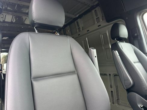 New 2026 Mercedes-Benz Sprinter 2500 image 18