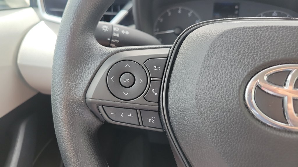 Used 2023 Toyota Corolla LE FWD image 20