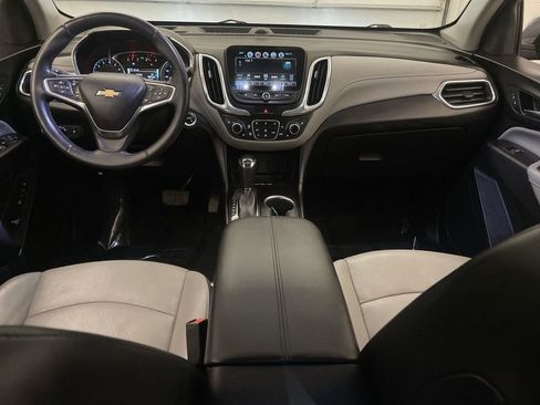 Used 2018 Chevrolet Equinox Premier FWD image 12