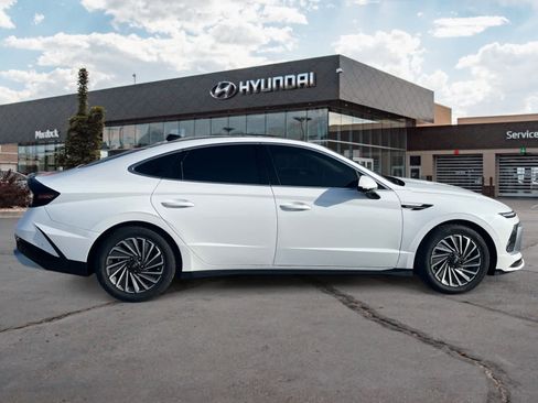 Certified 2025 Hyundai Sonata Limited image 6