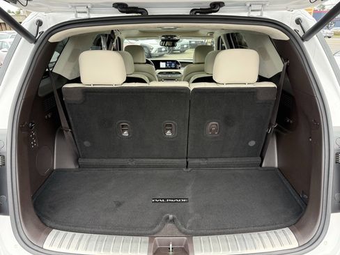 Certified 2021 Hyundai Palisade Calligraphy w/ Winter Package image 11