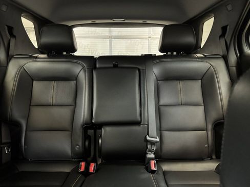 Used 2024 Chevrolet Equinox Premier image 15