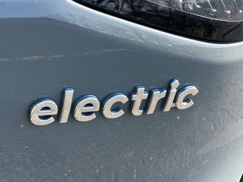 Used 2020 Hyundai Ioniq Limited image 39